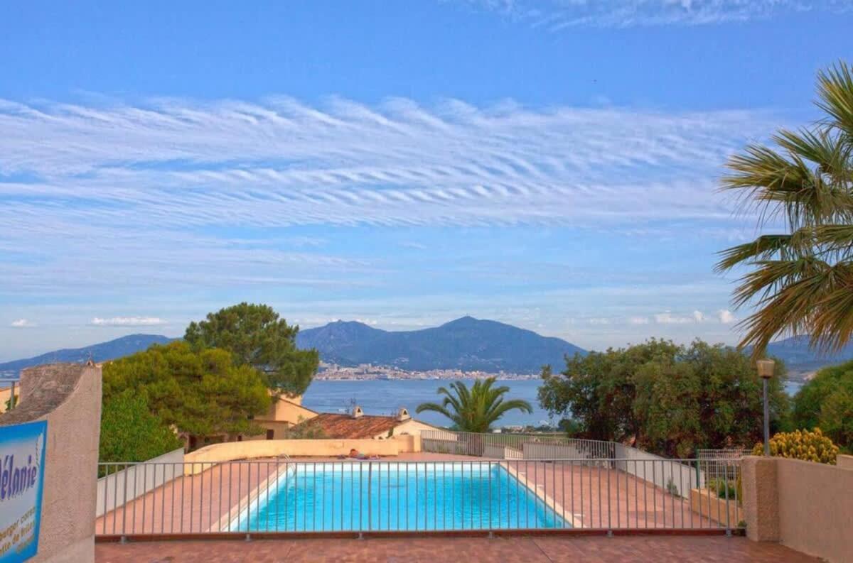 Studio Vue Mer A Porticcio Piscine Et Parking Exterior foto